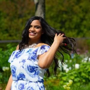 Meet your Posher, Shailee